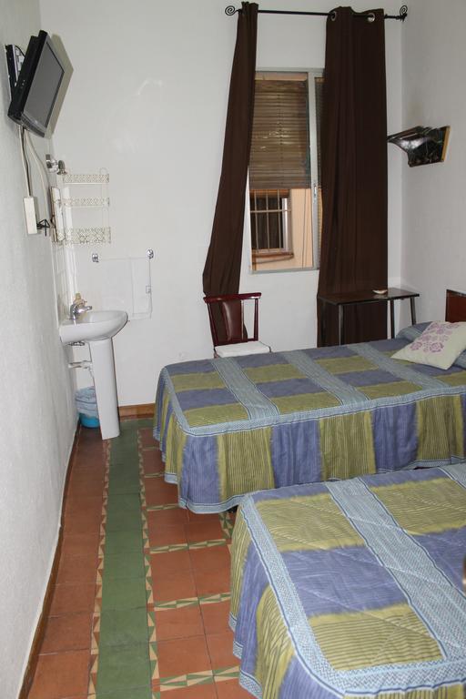 Hostal Xucar Madrid Kamer foto