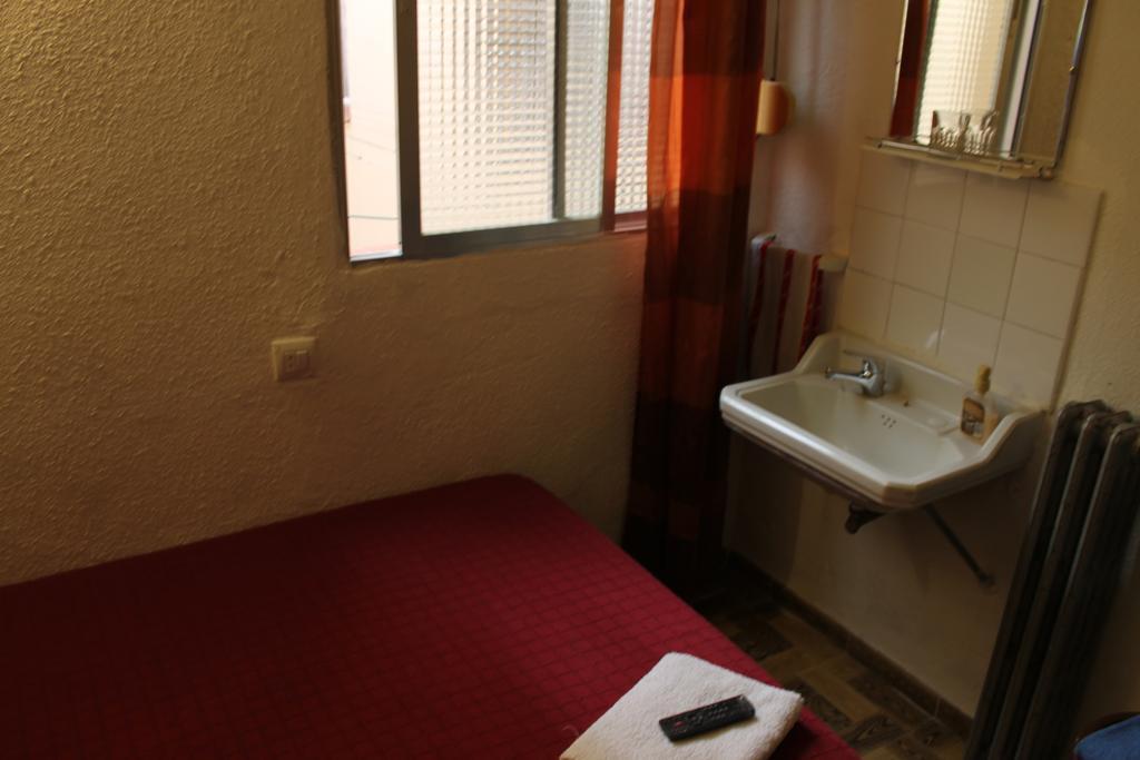 Hostal Xucar Madrid Kamer foto