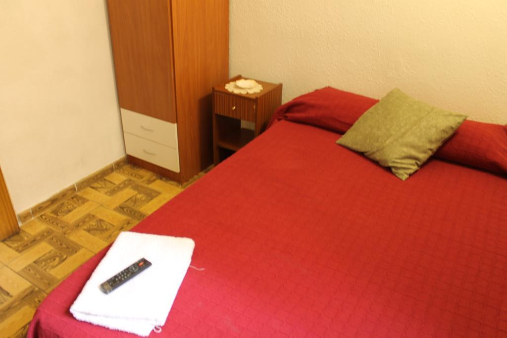 Hostal Xucar Madrid Kamer foto