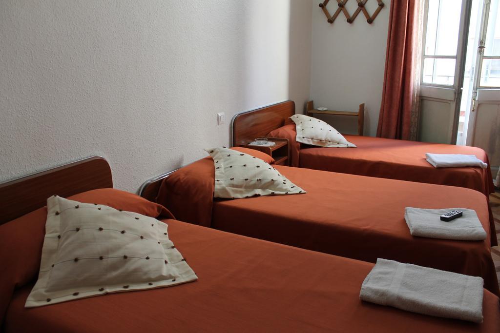 Hostal Xucar Madrid Kamer foto