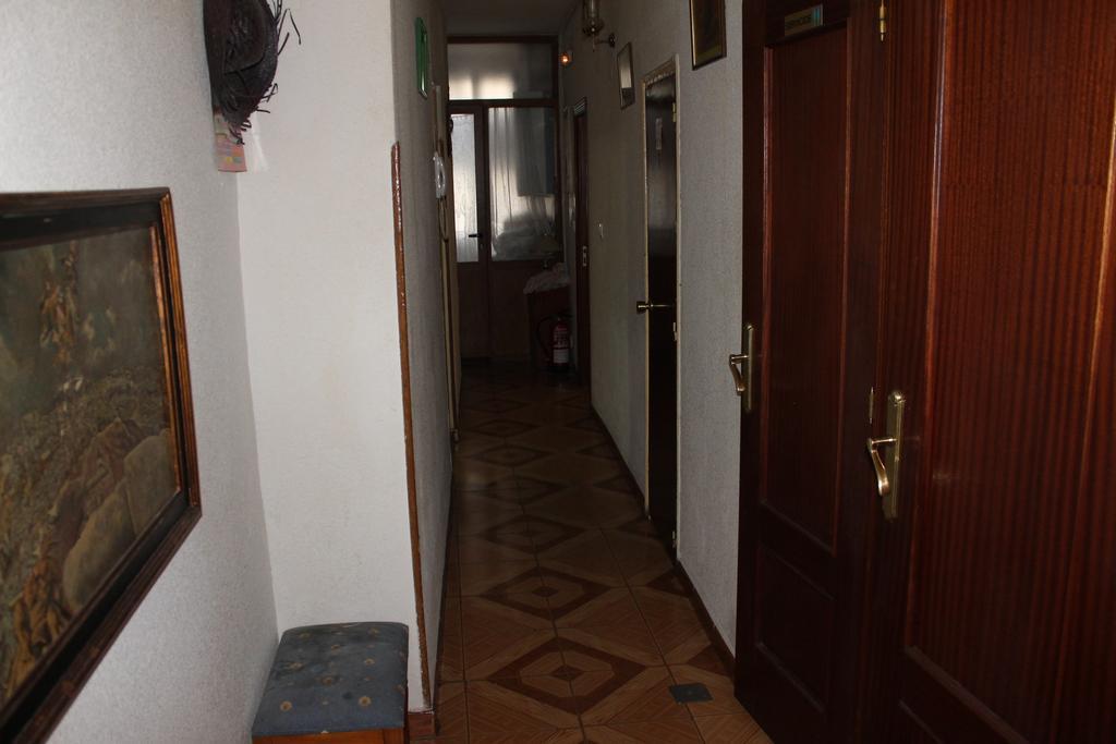 Hostal Xucar Madrid Kamer foto