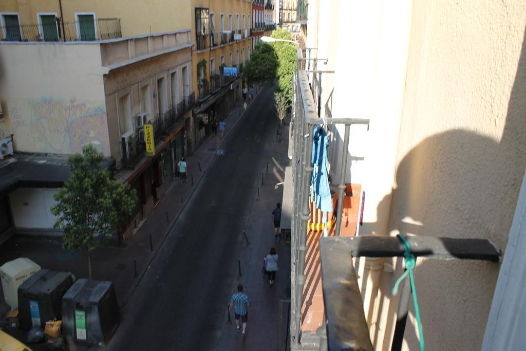 Hostal Xucar Madrid Buitenkant foto